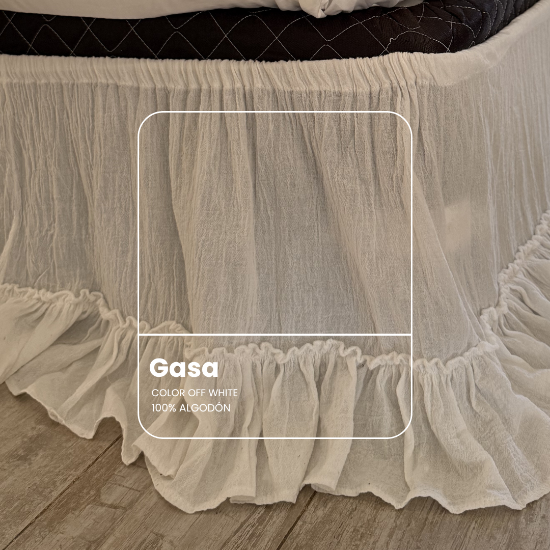 Detalle de gasa off white 100% algod&oacute;n